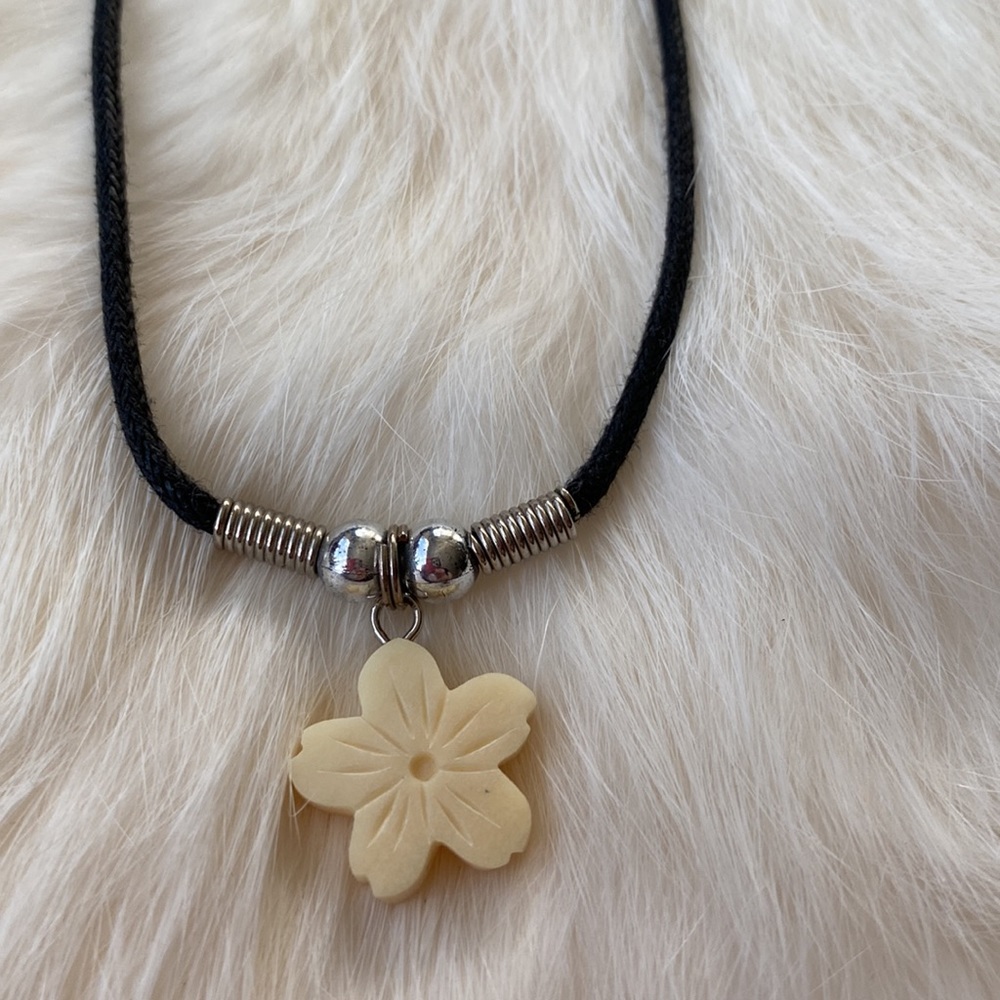 Hawaiian Flower Necklace